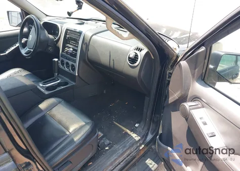 2008 Mercury Mountaineer из США, поврежденный, VIN 4M2EU47E28UJ03065